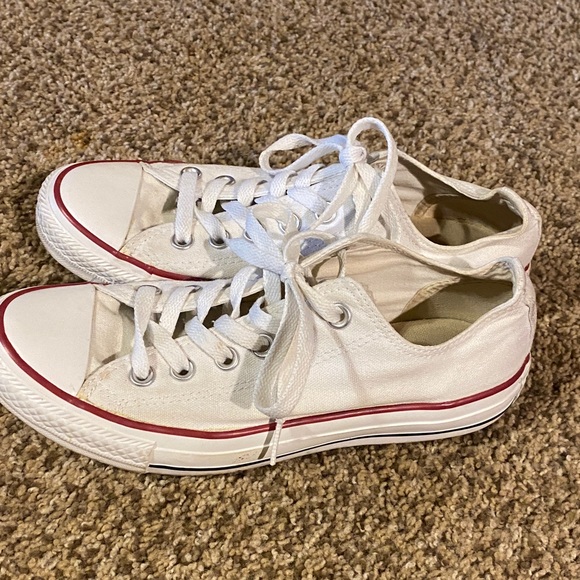 Classic White Athletic Shoes - Picture 3 of 10